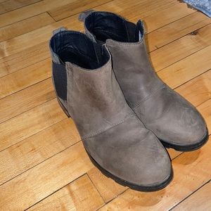 Sorel Chelsea boots